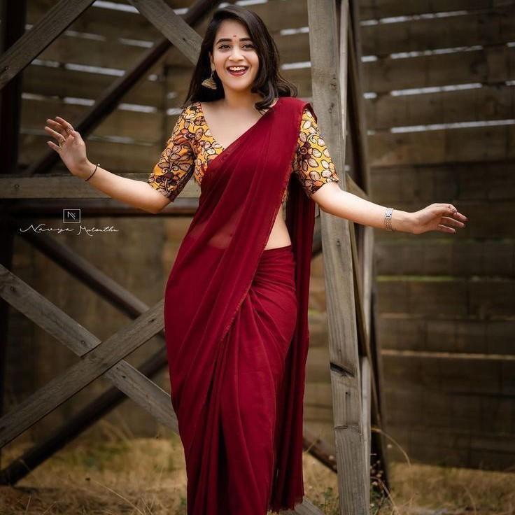 Simple | elegant sarees